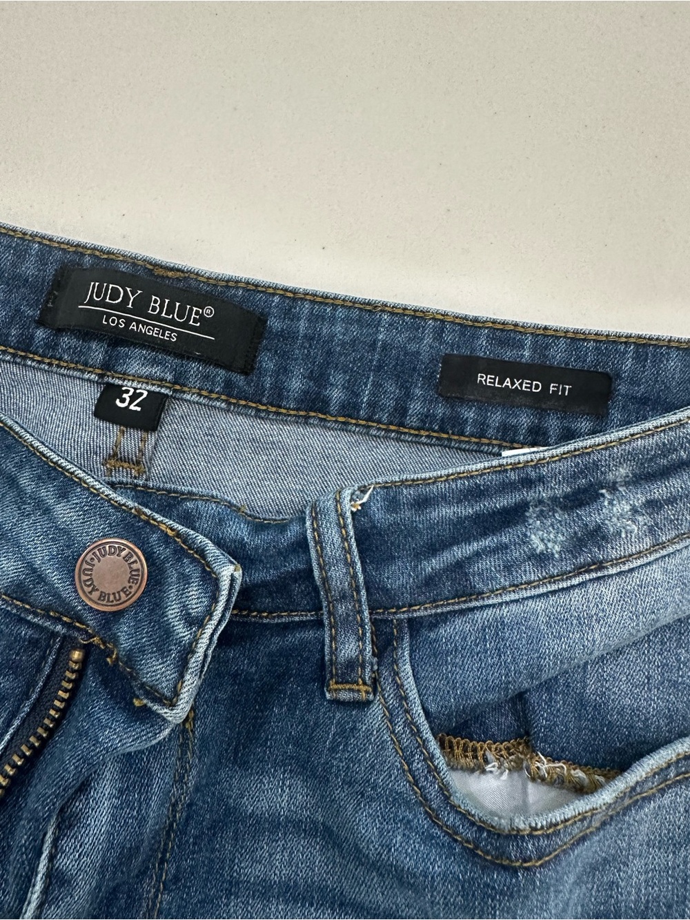 Judy Blue Women's Relaxed Fit Boyfriend Jeans - Medium Blue Wash